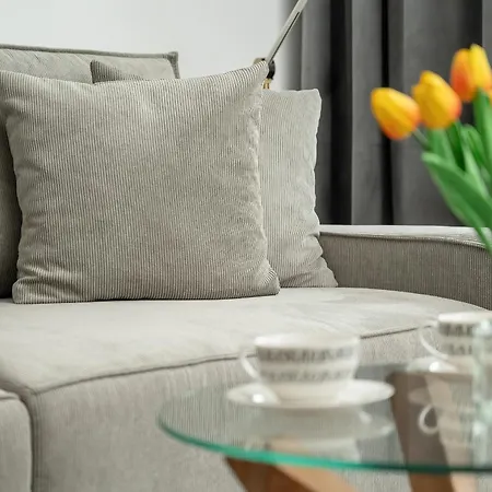 Appartement Stylish One Bedroom In With Free Parking And Balcony By Renters